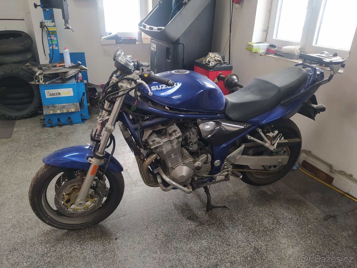 Suzuki Bandit - 2