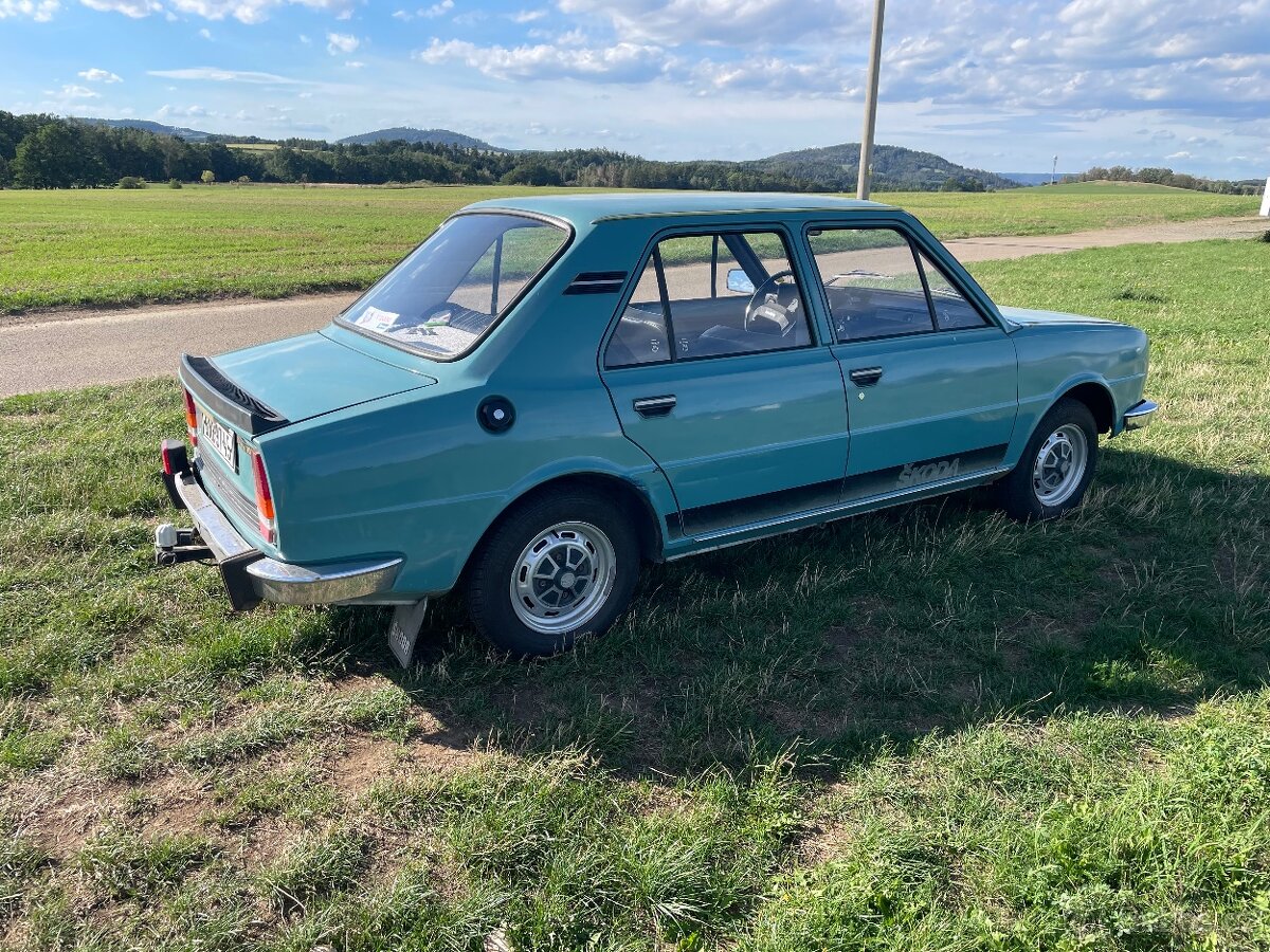 Škoda 105 L užovka - 2