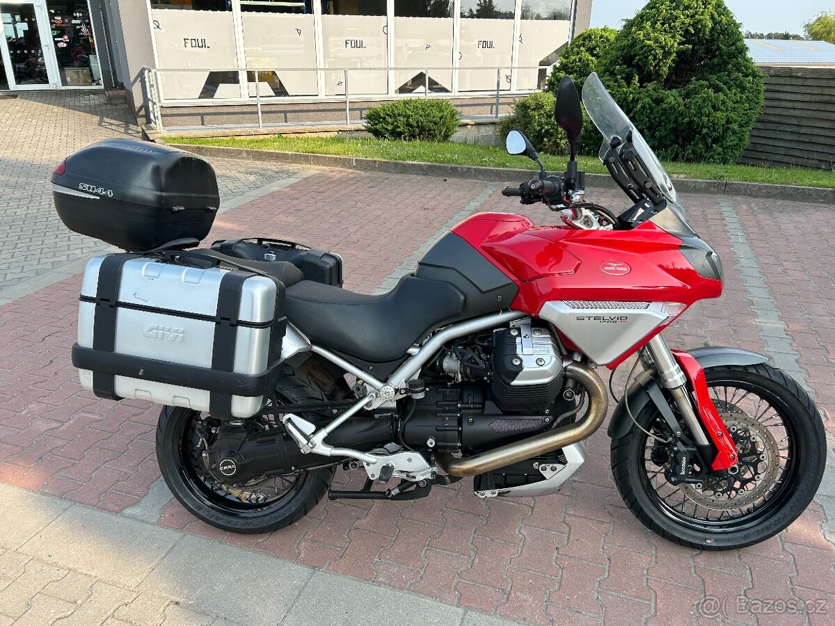 Moto Guzzi Stelvio 1200 4V 2010