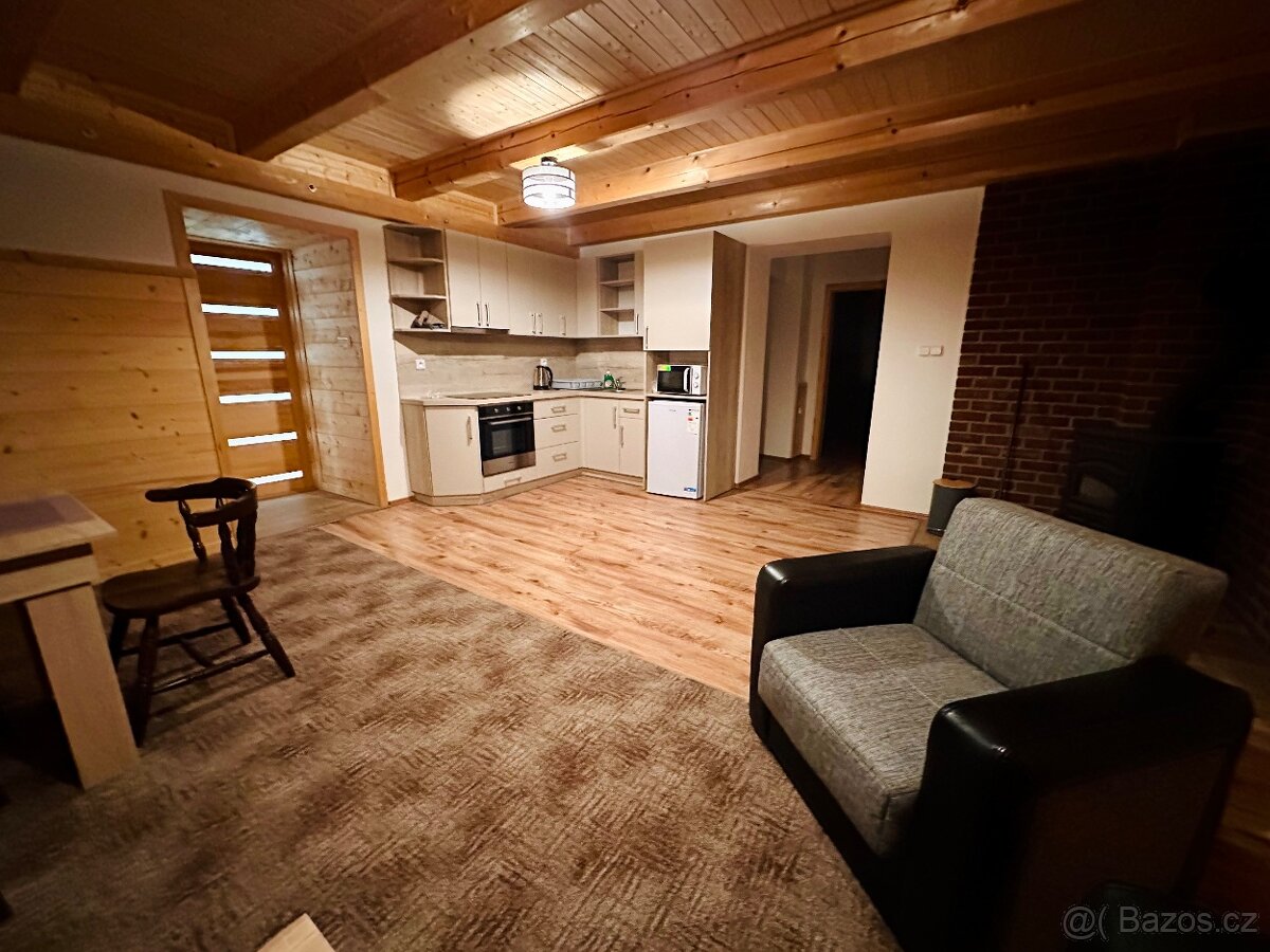 Krátkodobé i víkendové ubytování na statku Voděrady 28 - 2