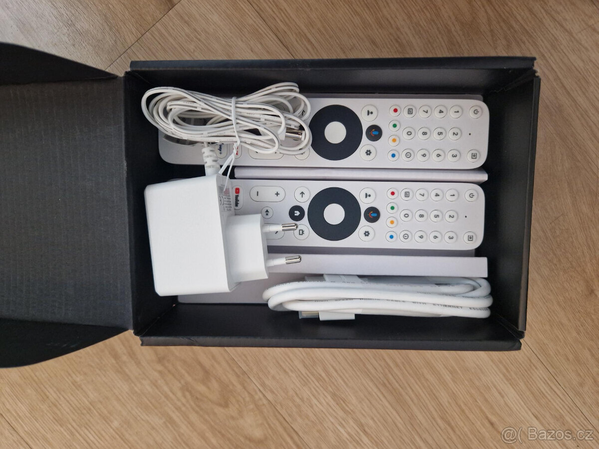 Multimediální centrum Strong LEAP S3+, 2x ovladač - 2