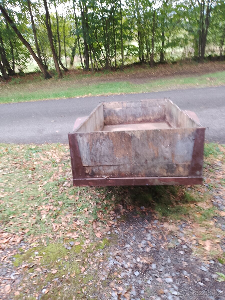Přívěsný vozík za os. automobil - 2