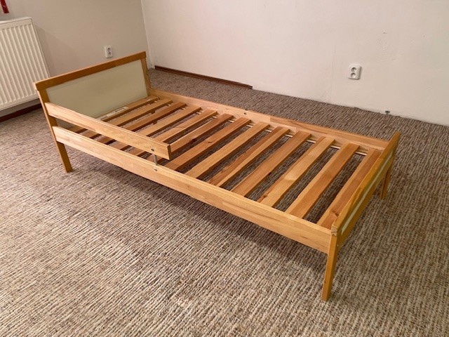 Dětská postel 70x160 cm s roštem a matrací - 2