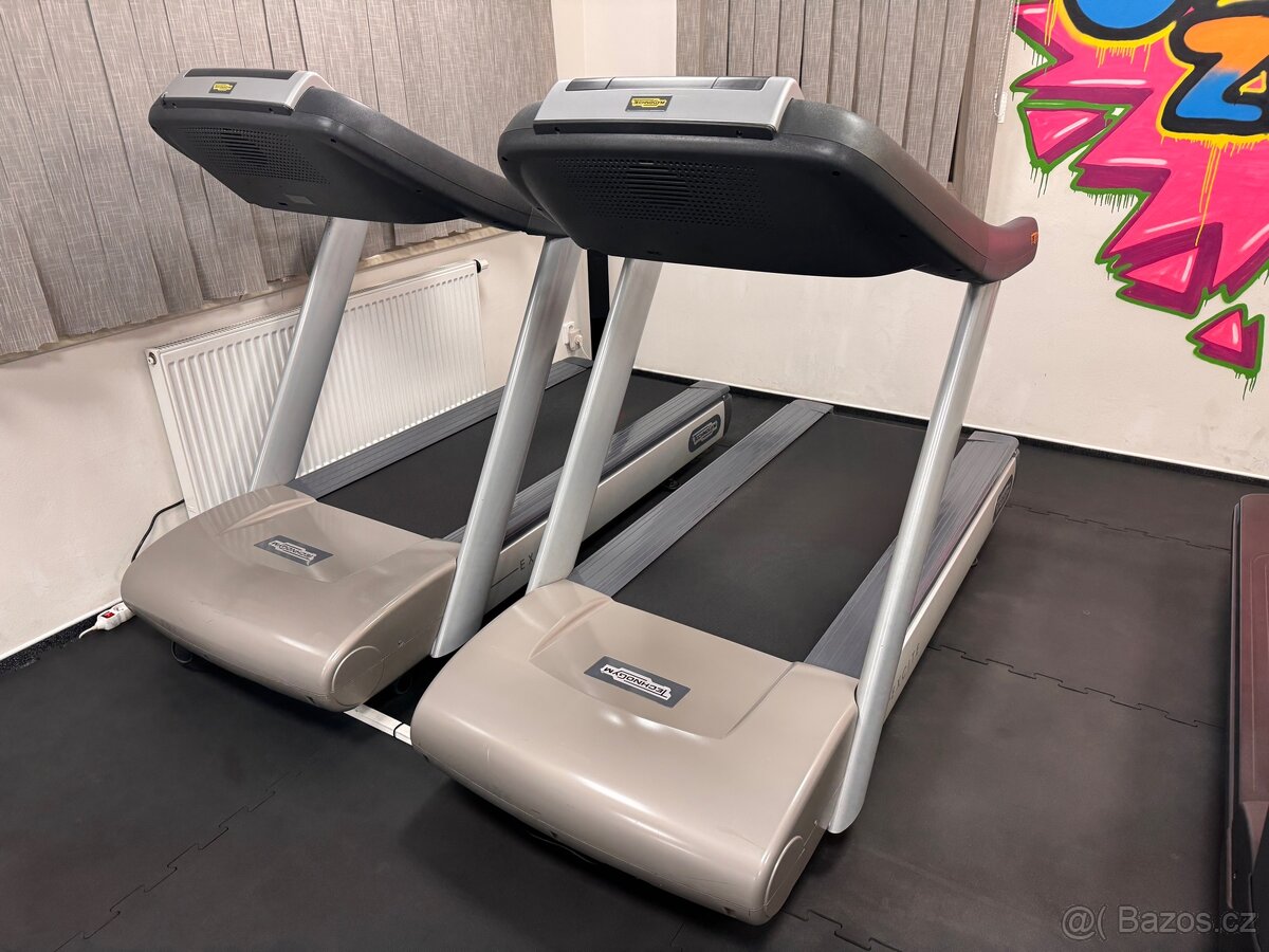 Běžecký pás - Technogym Run 700 Visio - 2
