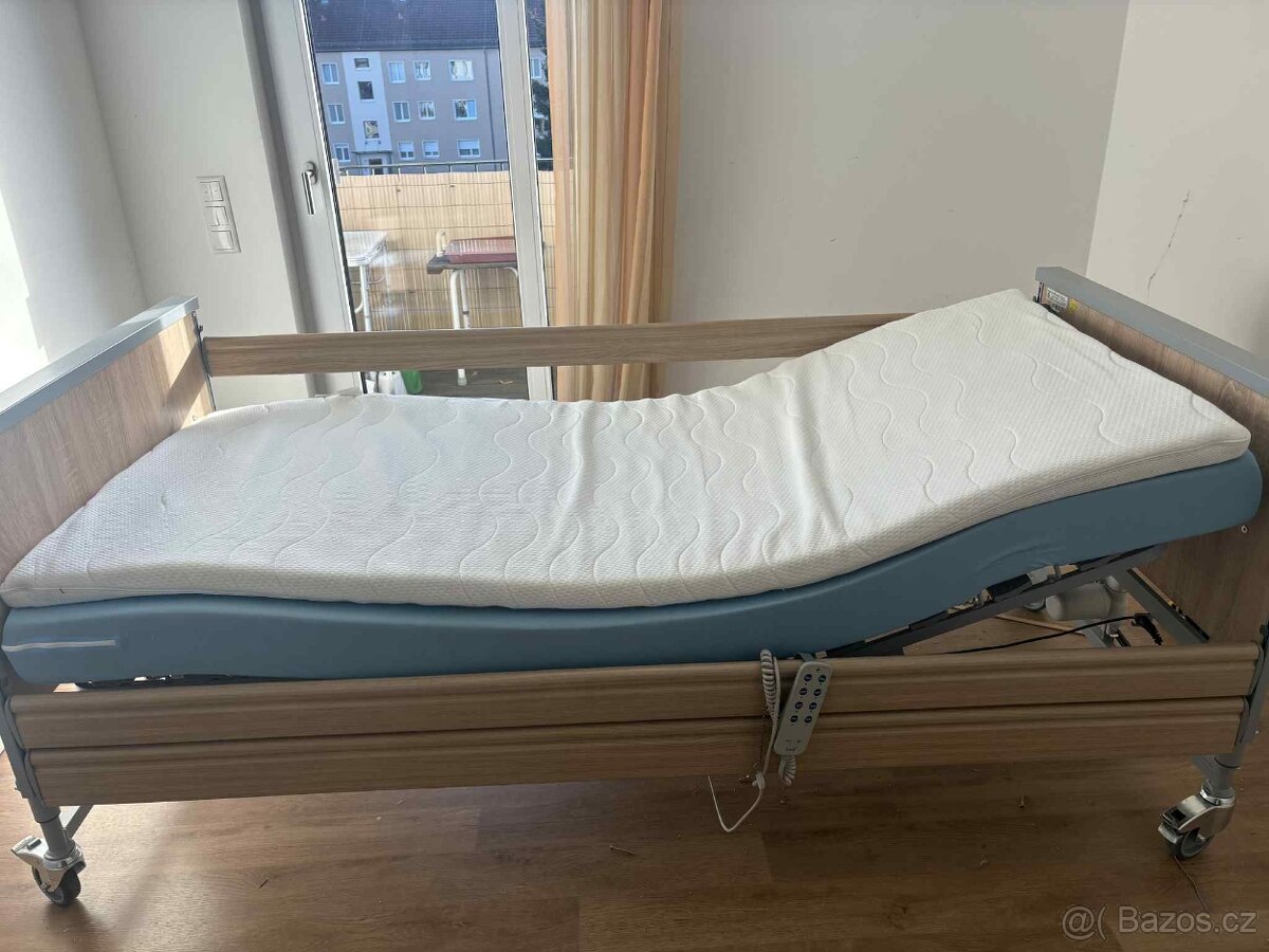 Polohovací postel - 2