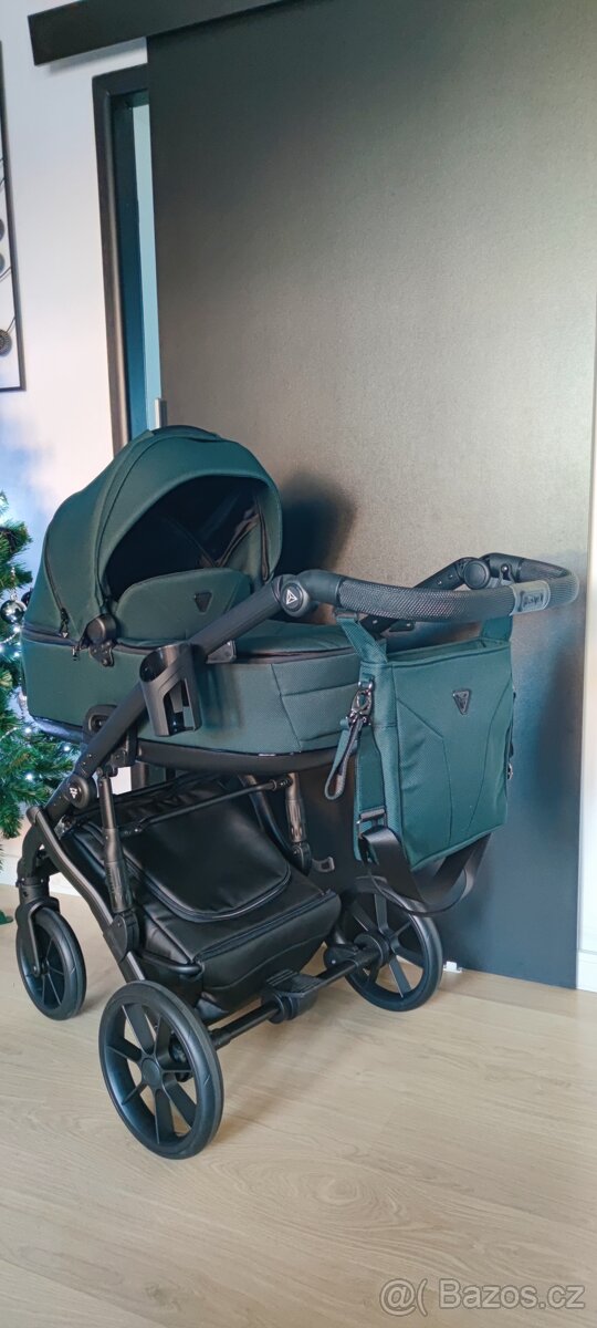 Kočárek Junama - 2