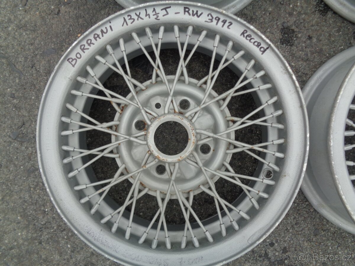 Fiat hliniková, drátěná kola Borrani - 2