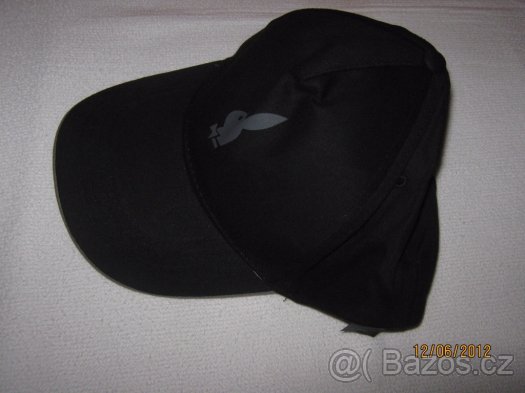 NOVÁ NEPOUŽITÁ značková čepice PLAYBOY - černá - 2