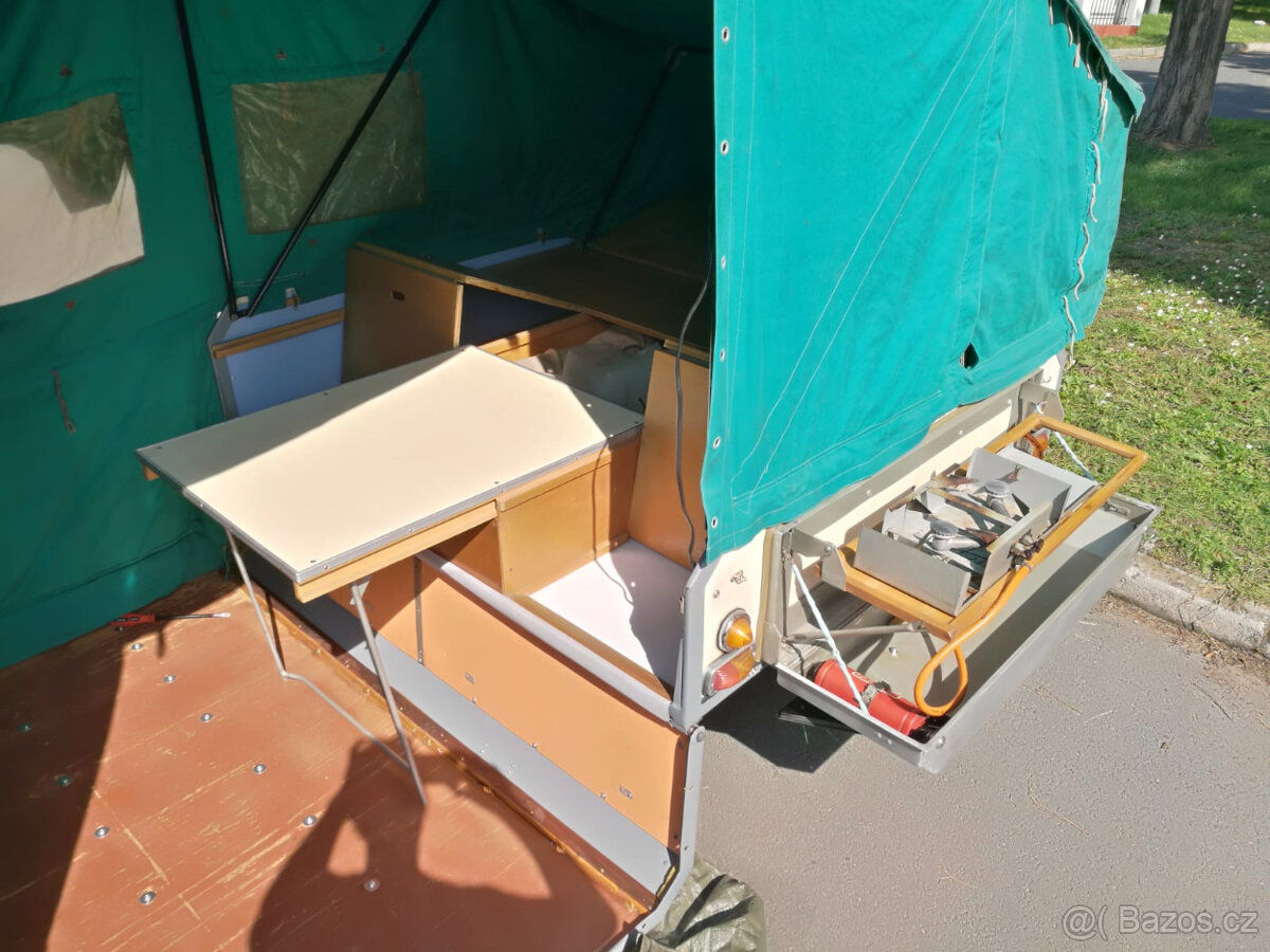 Prodám kempovací vozík DDR - 2