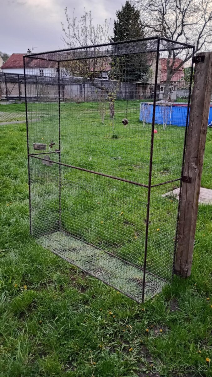 Prodám klec na okno - 2