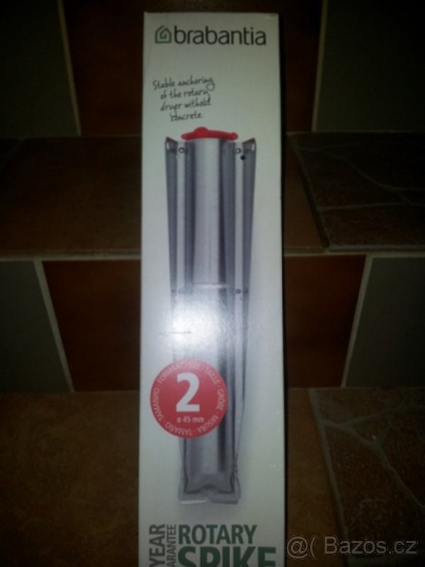 zahradní sušák= ukotvení - 2