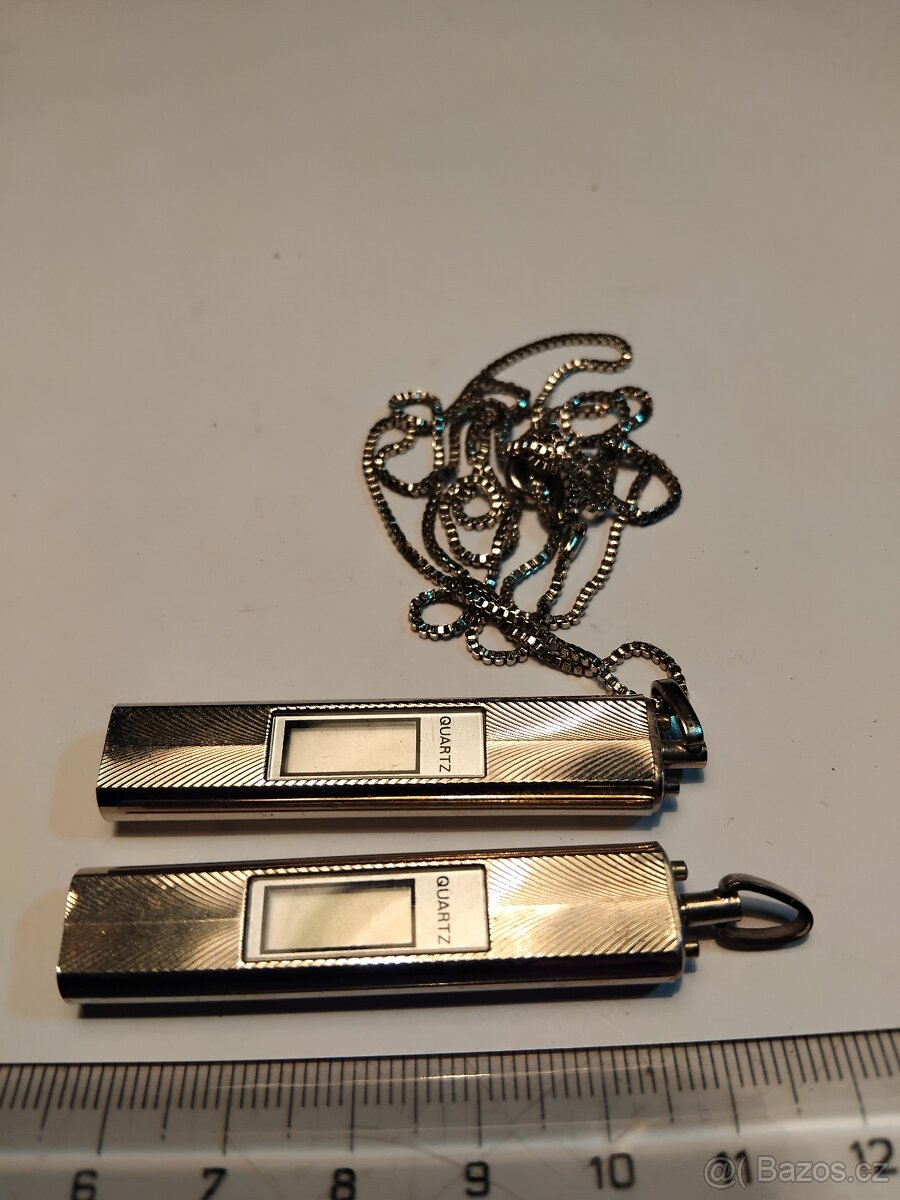 Digitální hodinky quartz v přívěsku. - 2