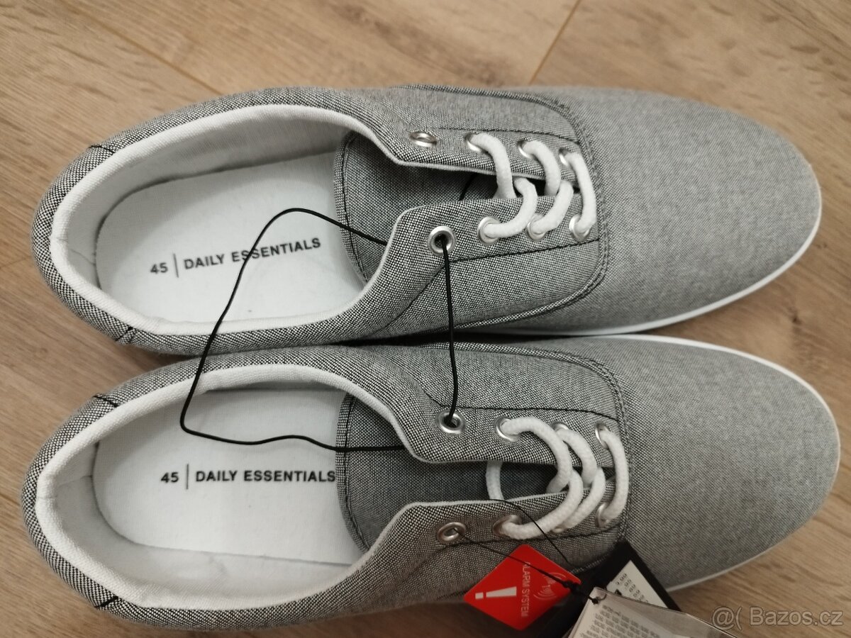 Nové tenisky vel.42 - 2