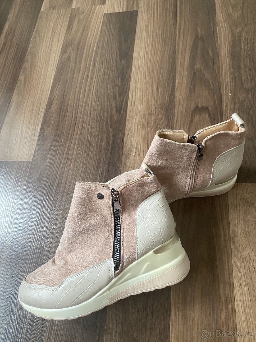 Dámské boty vel.38 - 2
