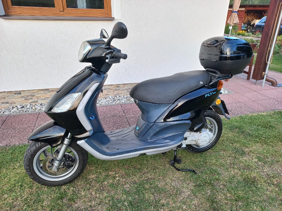 Piaggio Fly 100 - skútr - 2