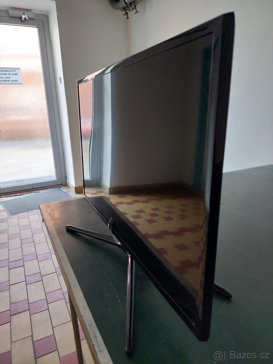 TV Samsung UE32F5500AW - 2