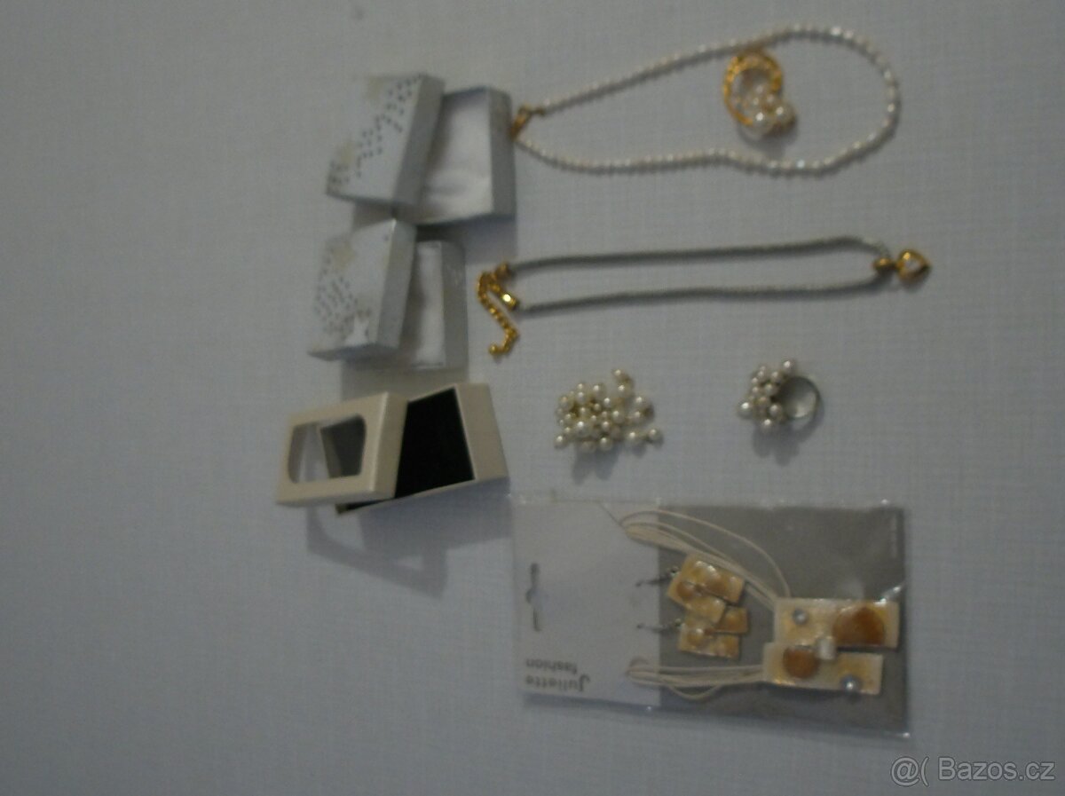 Bižuterie - 2