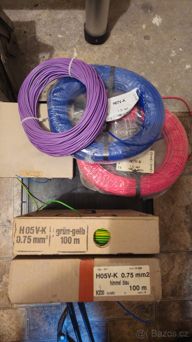 Kabely a očka a kleště - 2