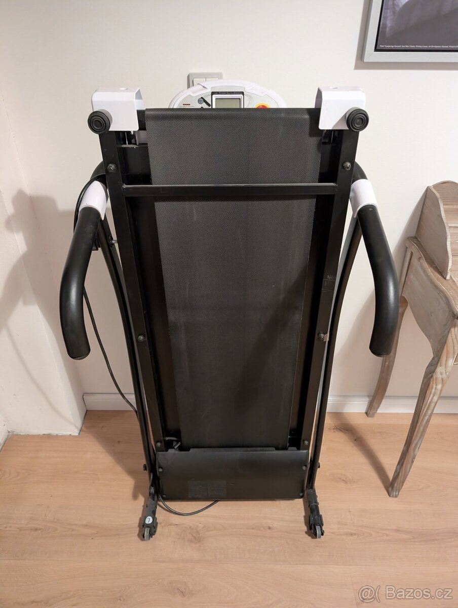 Běžecký pás Master F-07 - 2