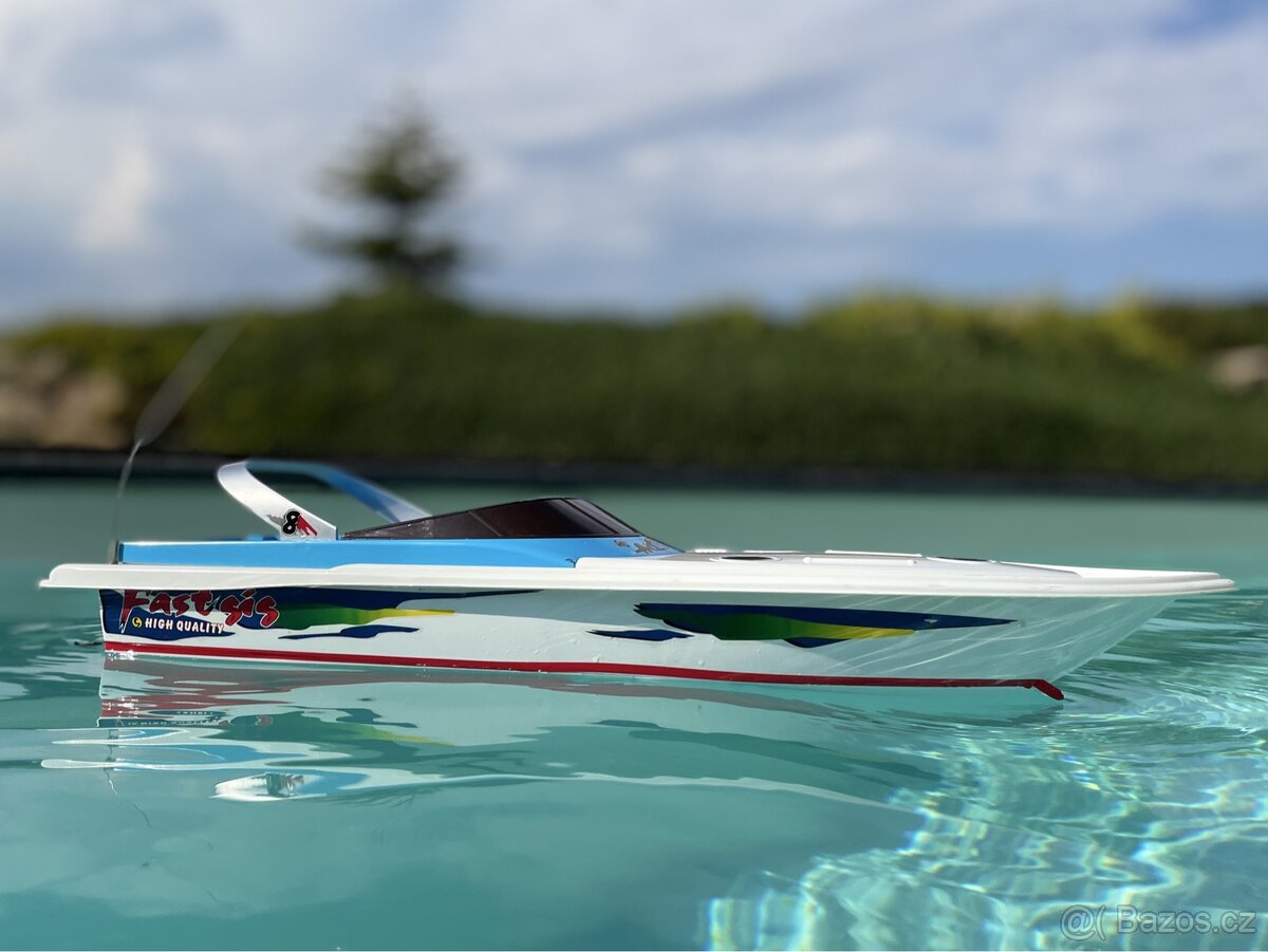 Rc loď na dálkové ovládání - 2