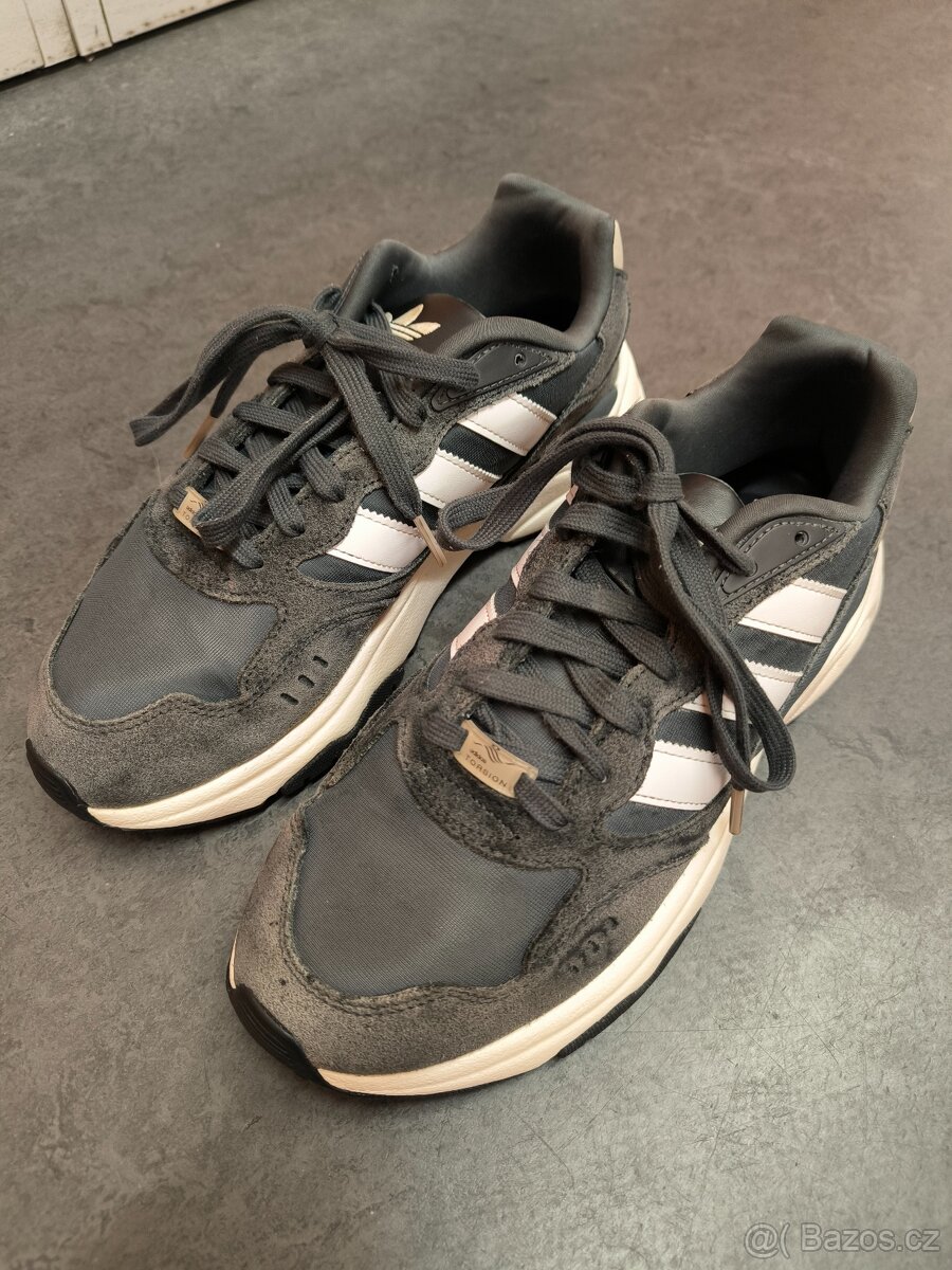 Tenisky Adidas Retropy F90, vel. 42,5 - 2