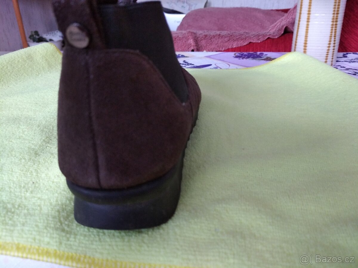 podzimní kožené vycházkové boty - 2