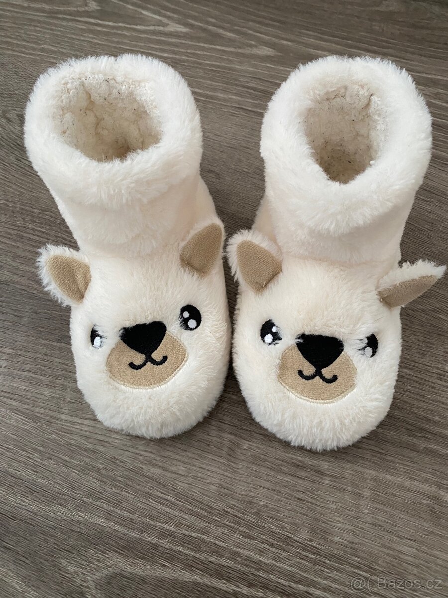 Dívčí chlupaté bačkory vel.28/29 - 2