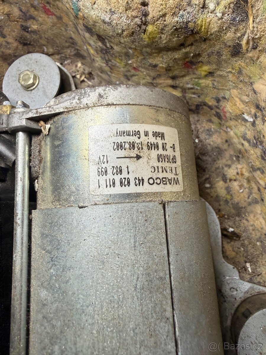 BMW kompresor 443 020 011 1 / 1 082 099 - 2