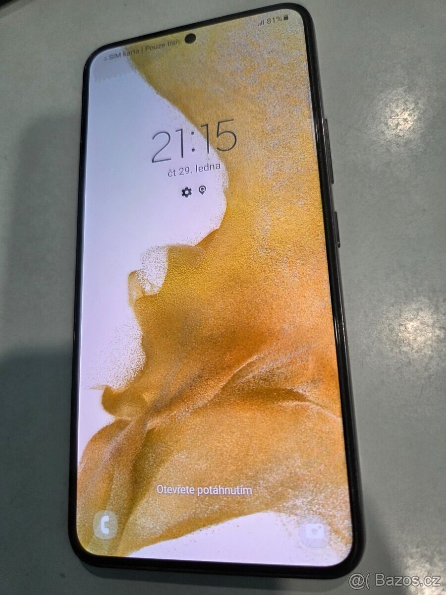 Samsung Galaxy s22 černý TOP stav - 2