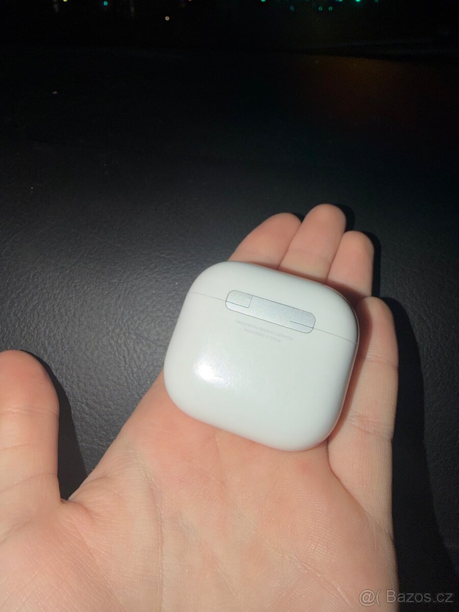 airpods 3. generace - 2