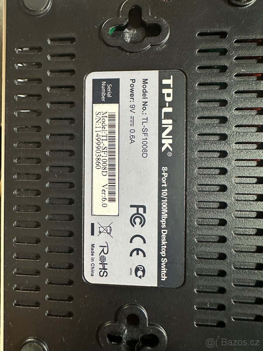 TP-Link switch SF1008D - 2