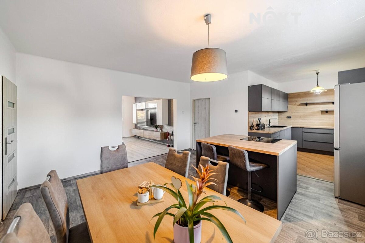 Prodej Rodinný dům, 215㎡ - 2