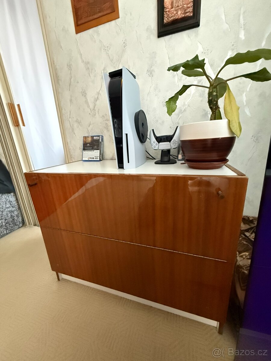 Velká retro stěna + 2 úložné skříně - 2