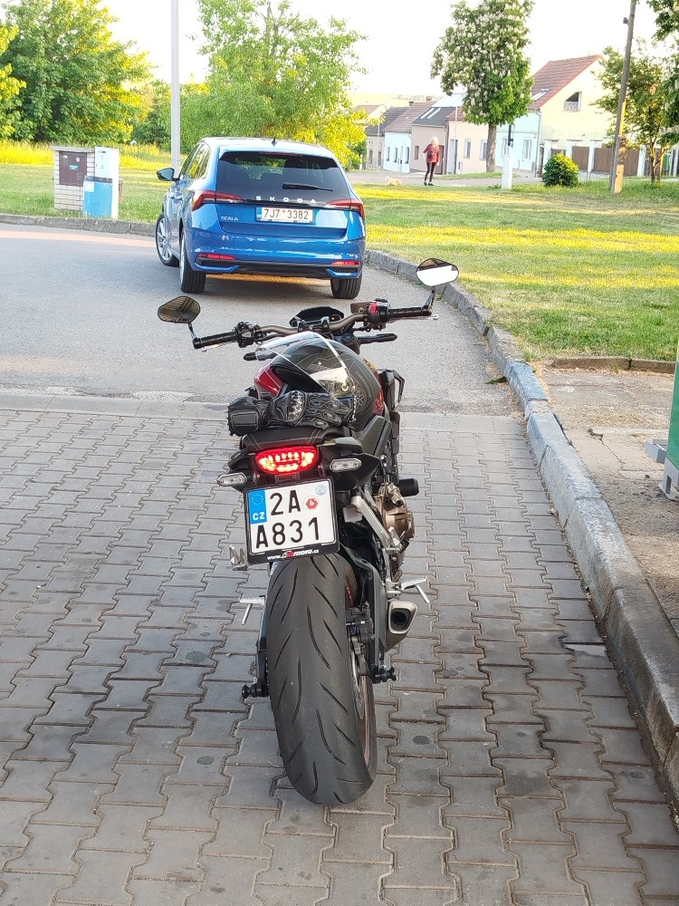 Honda CB 650 R - 2