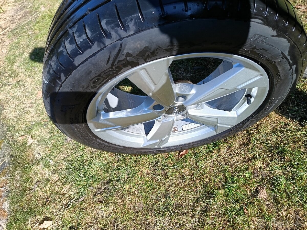 Kola Audi R18 orig - 2