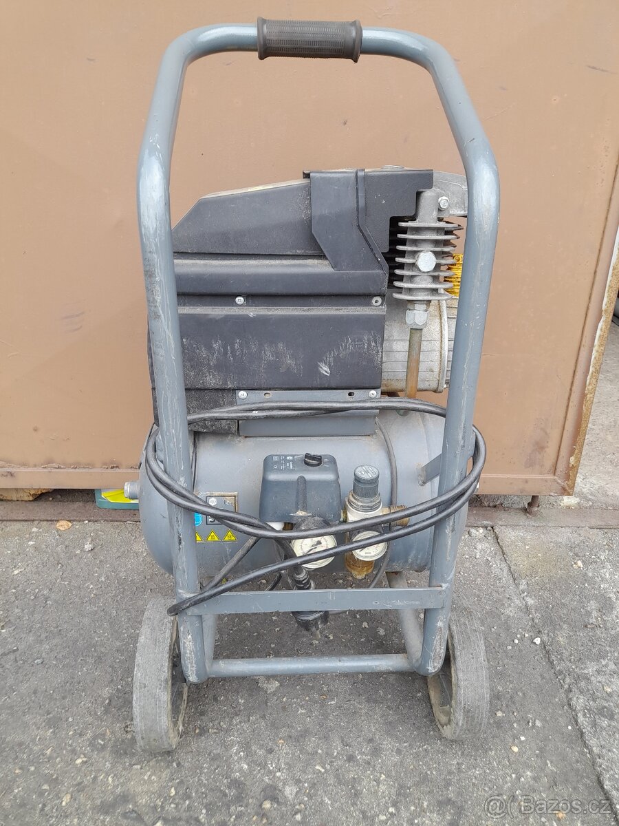 Prodám kompresor Schneider 20 L - 2