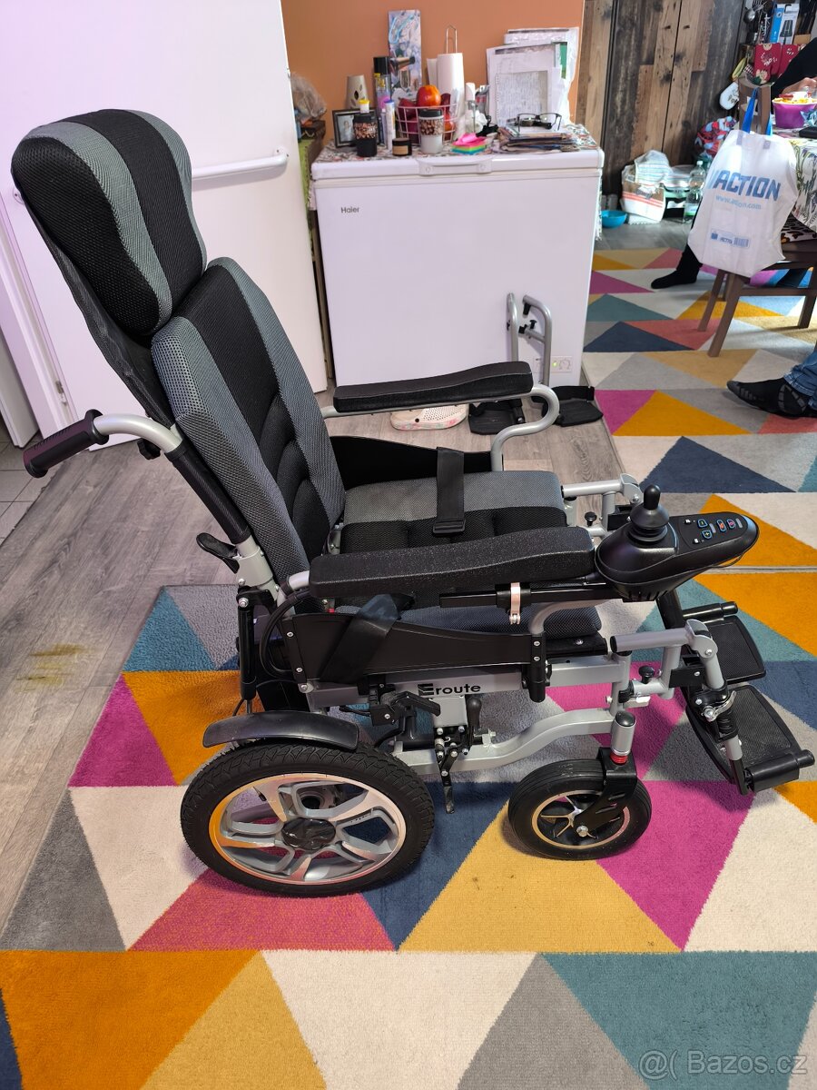 Elektrický invalidní vozík - 2