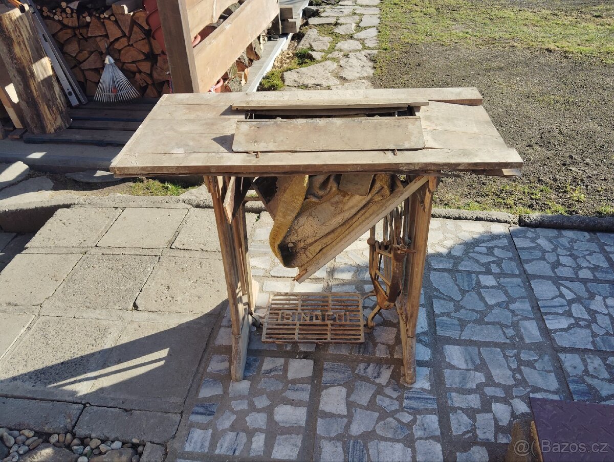 Šicí stroj Singer - 2