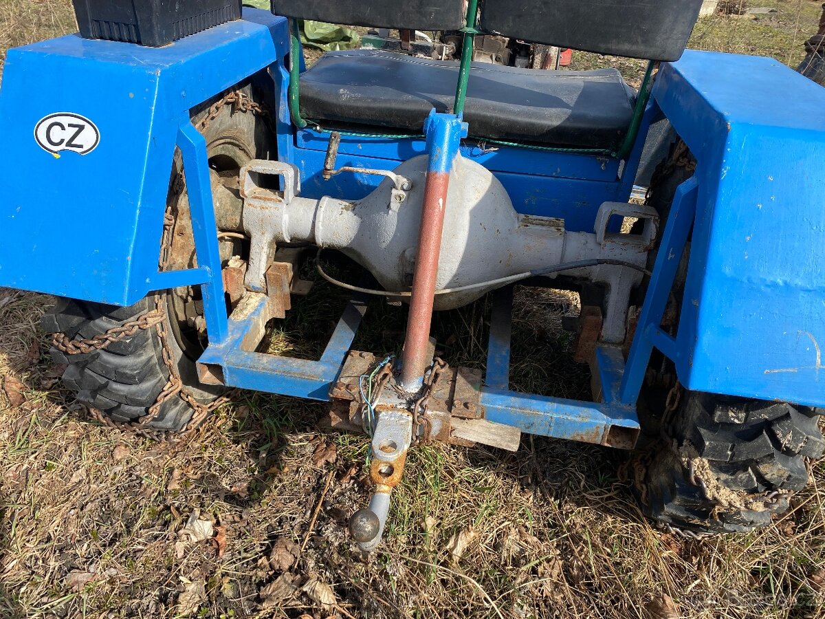 Malotraktor domácí výroby - 2