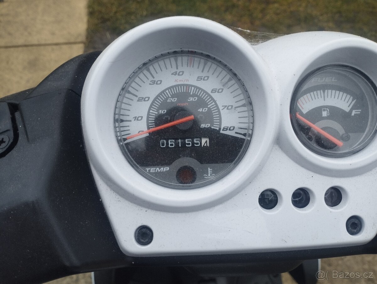 Yamaha Aerox 50 - 2