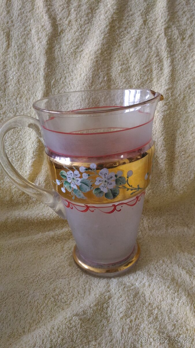 Skleněný,starý džbán - 2