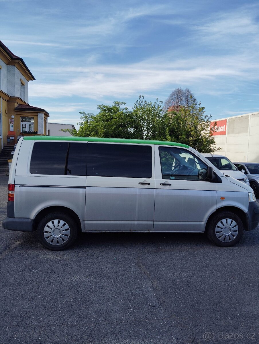 VW Transporter T5 1.9 TDI - 2