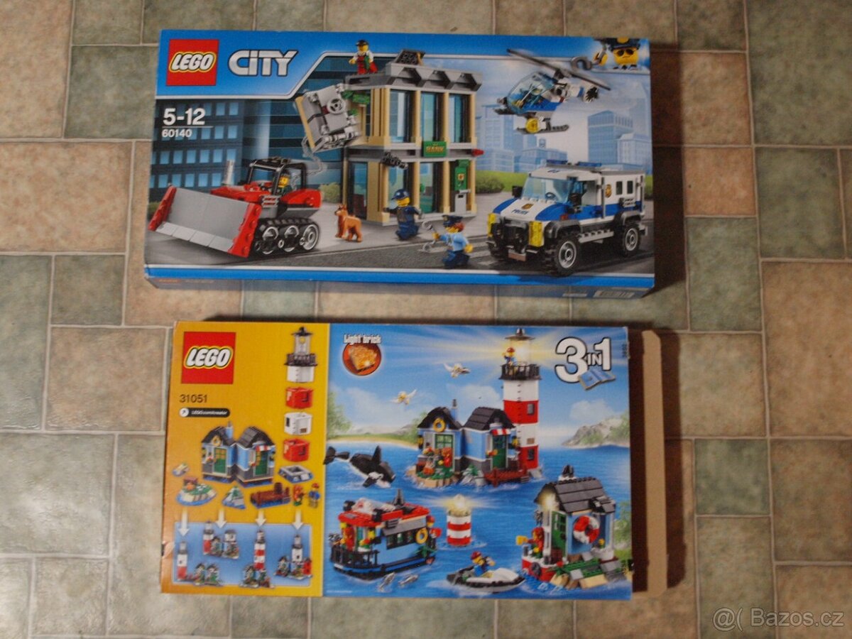 MODELY, KNIHY, STAVEBNICE LEGO, WALACHIA,... LEVNĚ - 2