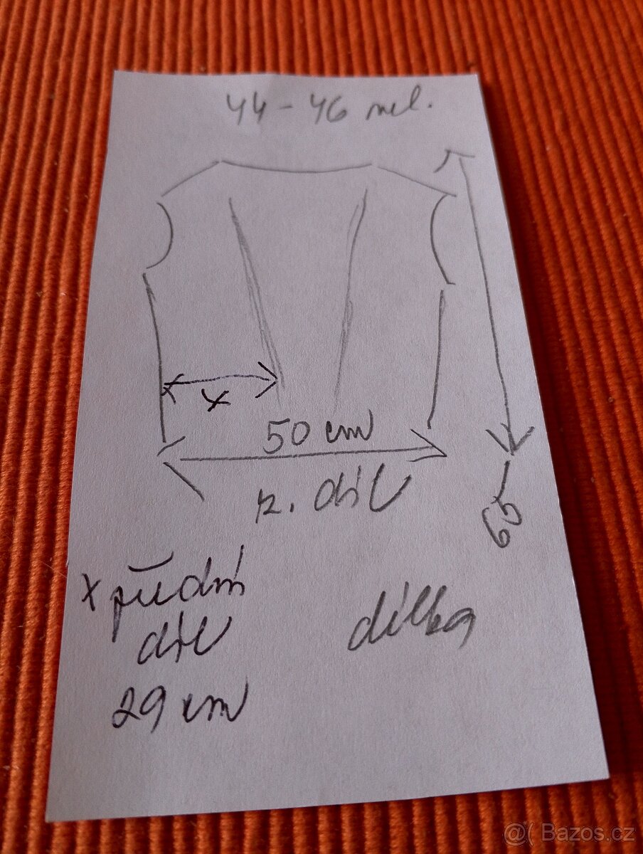 Ručně háčkovaná vesta - 2