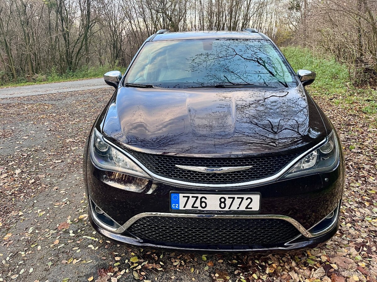 Chrysler Pacifica 3.6 RU LIMITED - 2