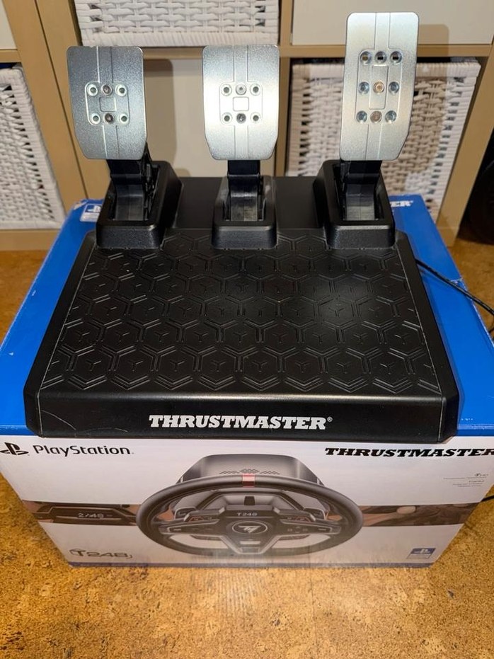 Thrustmaster T248 pro PS4 a PS5 - 2