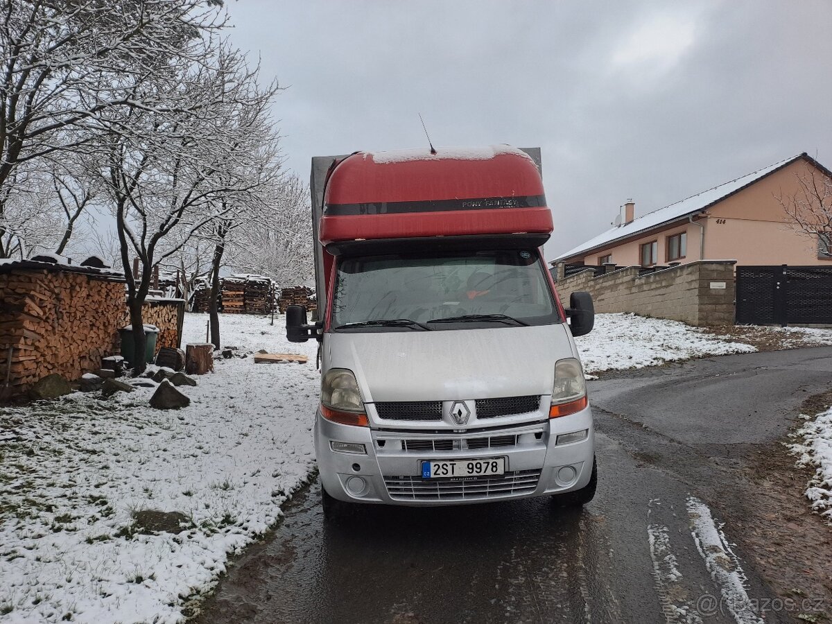 Plachtová dodávka Renault Master 2,5 dci - 2