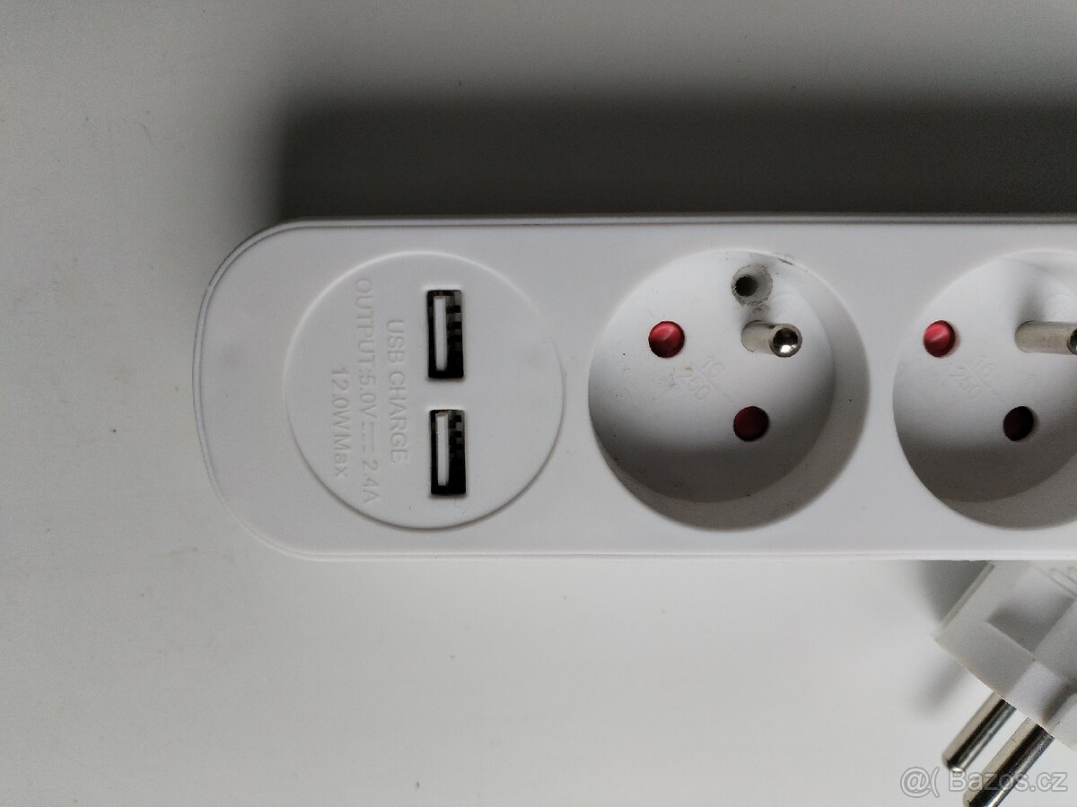 Prodlužovací rozbocka s USB porty - 2