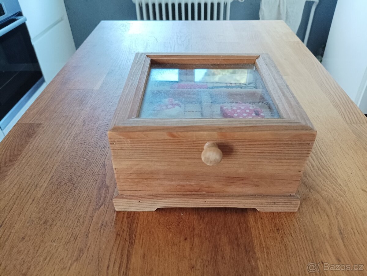 DŘEVĚNÁ KRABIČKA - 2