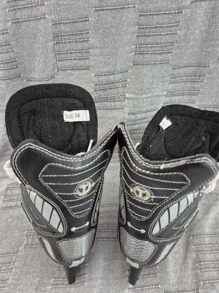 Chlapecké brusle - 2